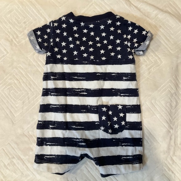 Gymboree Baby Boy 0-3 Month Stars and Stripes Navy Blue & White Romper - Picture 2 of 5
